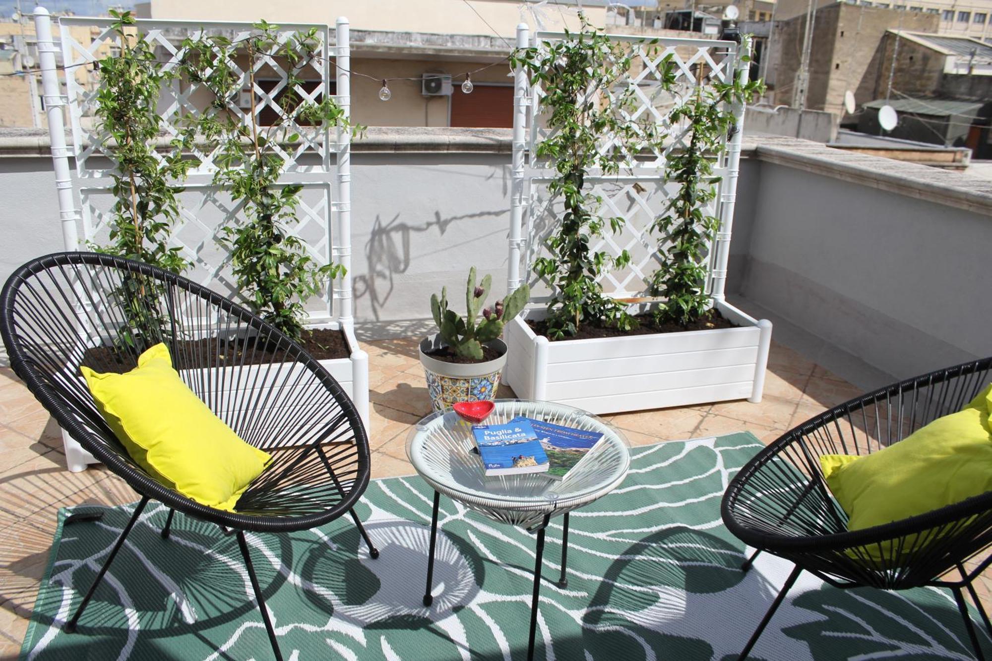Rooftop Zahra Apartment Bari Kültér fotó